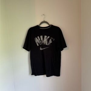 Nike Black Distressed Tee Size L
